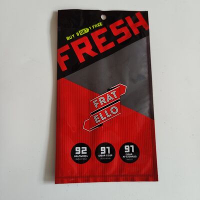 عبوة بلاستيكية بصنبور ذات سطح محكم مناسبة لتطبيقات تغليف السوائل الغذائية